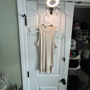 NWT Lululemon Women's Size 8 Hold Tight Tank - NAVI Color